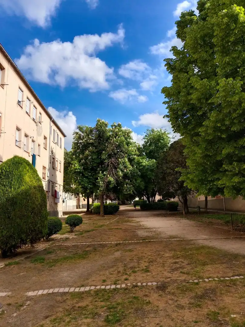 Vista exterior de Piso en venta en Segovia Capital