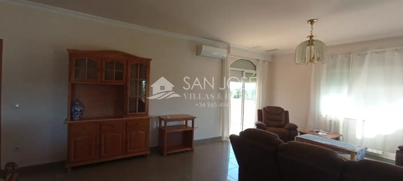 Sala de estar de Casa o chalet en venta en Crevillent con Aire acondicionado, Calefacción y Jardín privado
