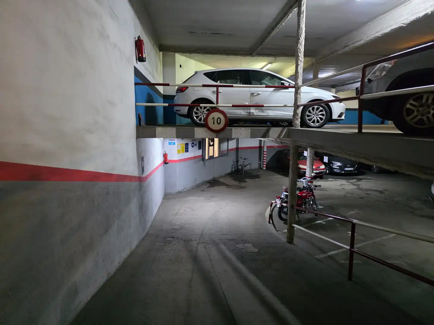 Einzelparkplatz mit Aufzug zur Miete in Carrer de Bertran 75, imagen 11