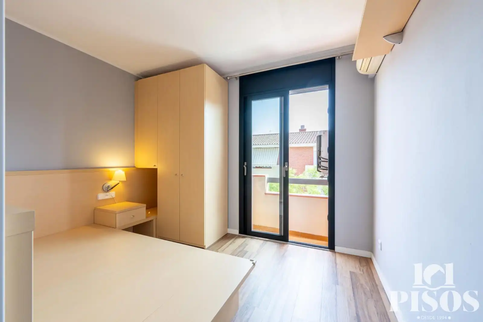 Dormitori de Àtic en venda en Rubí amb Aire condicionat, Calefacció i Parquet
