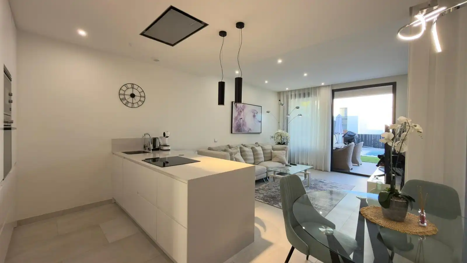 Cocina de Casa o chalet de alquiler en Finestrat con Aire acondicionado, Calefacción y Jardín privado