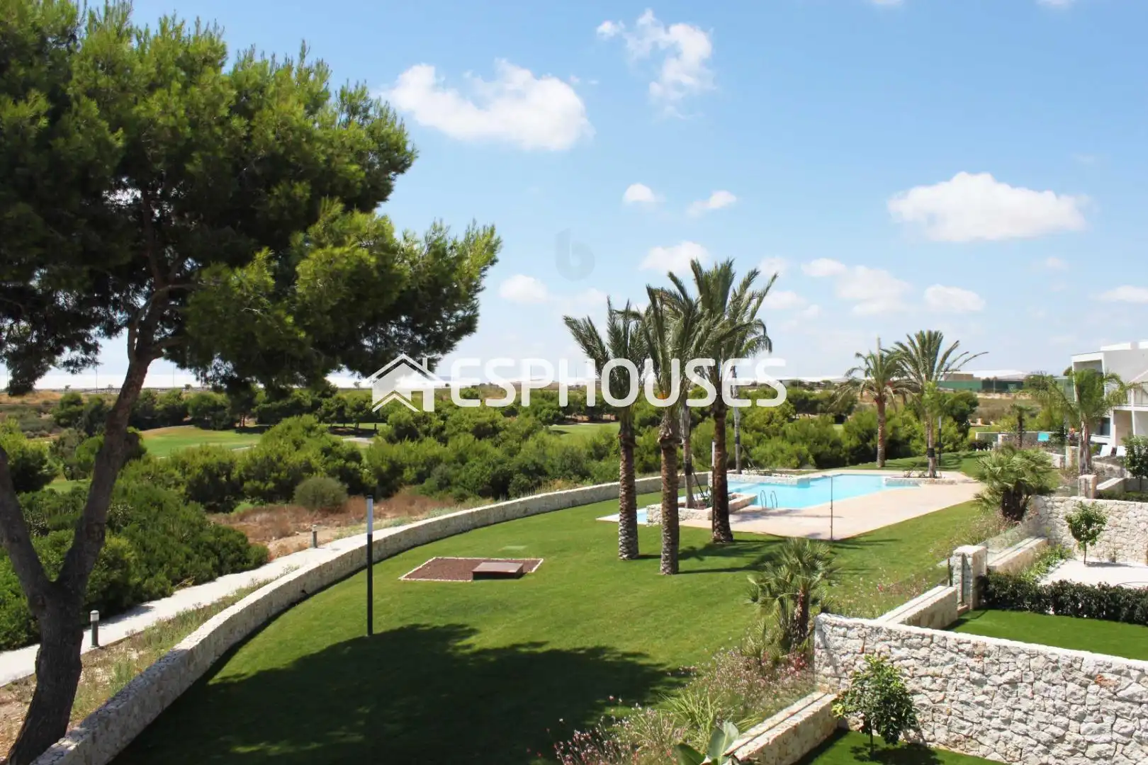 Apartamento con piscina en venta en El Pinar de Campoverde, imagen 10