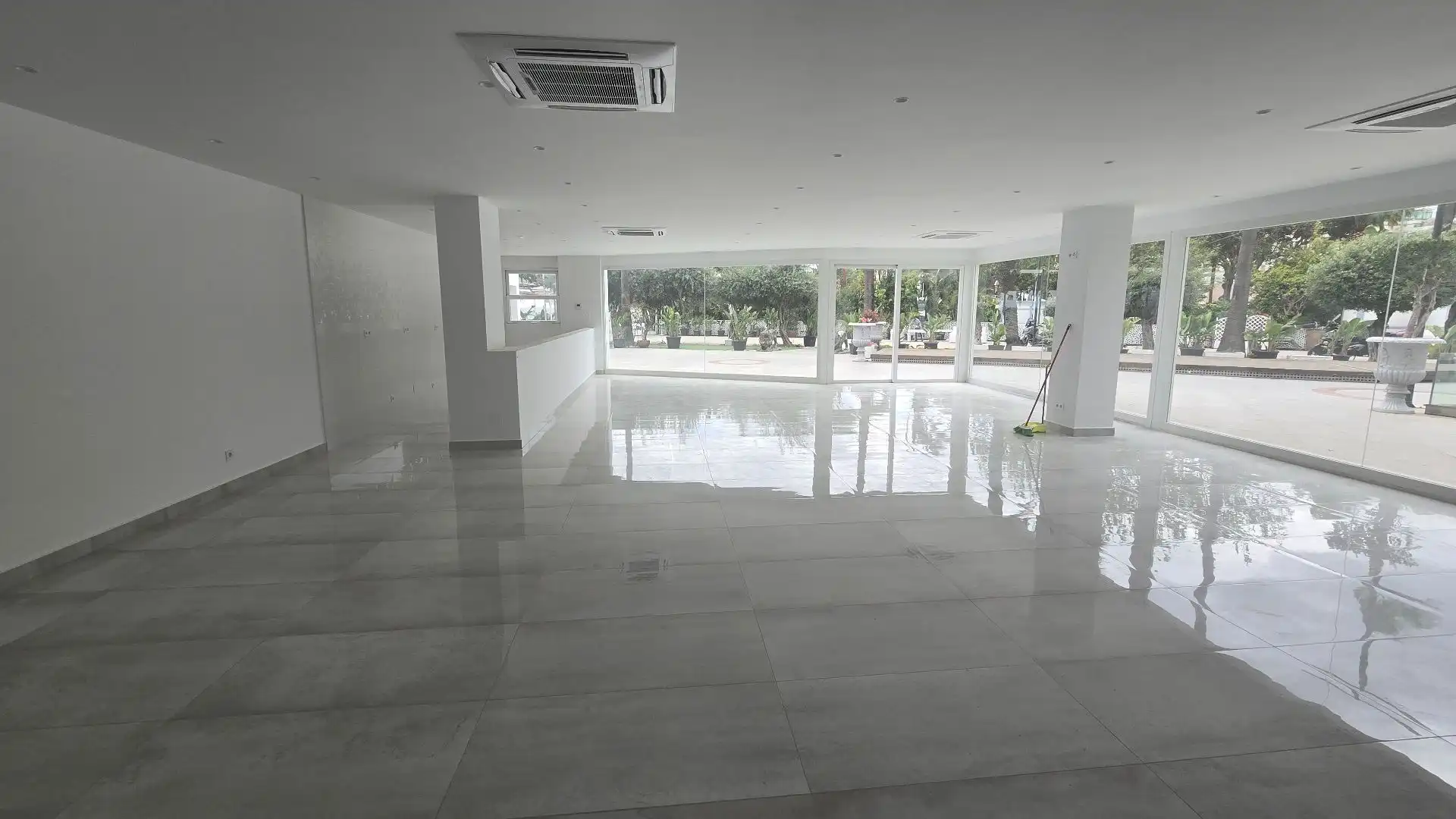 Local comercial en alquiler en Nueva Andalucía, imagen 5