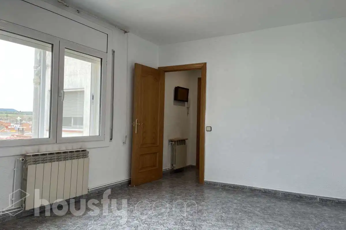 Bedroom of Attic for sale in Santa Margarida de Montbui  with Air Conditioner, Heating and Terrace