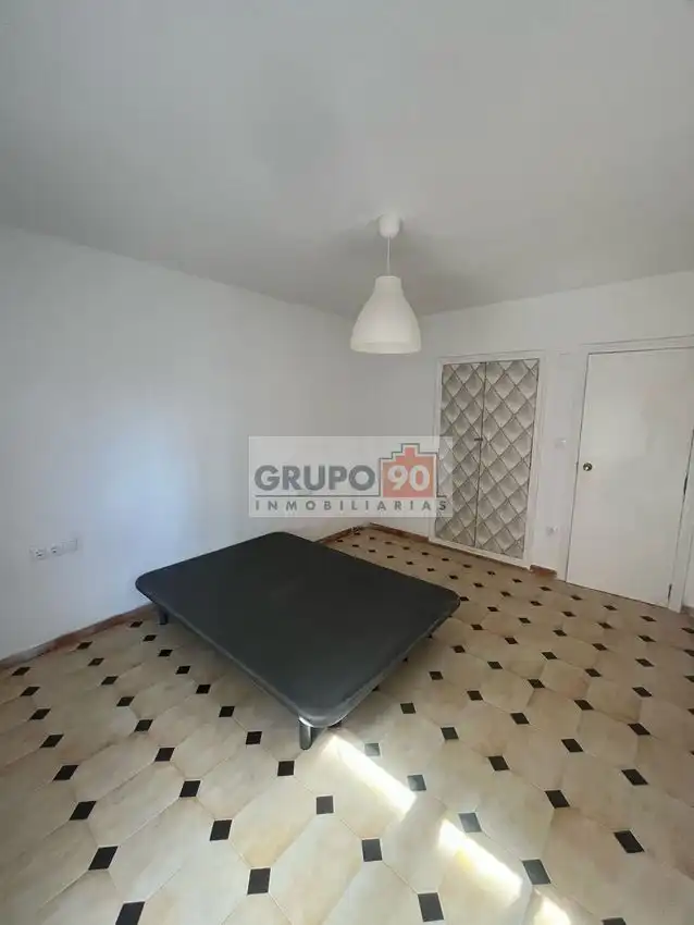 Habitación de Piso en venta en Godella con Terraza y Balcón