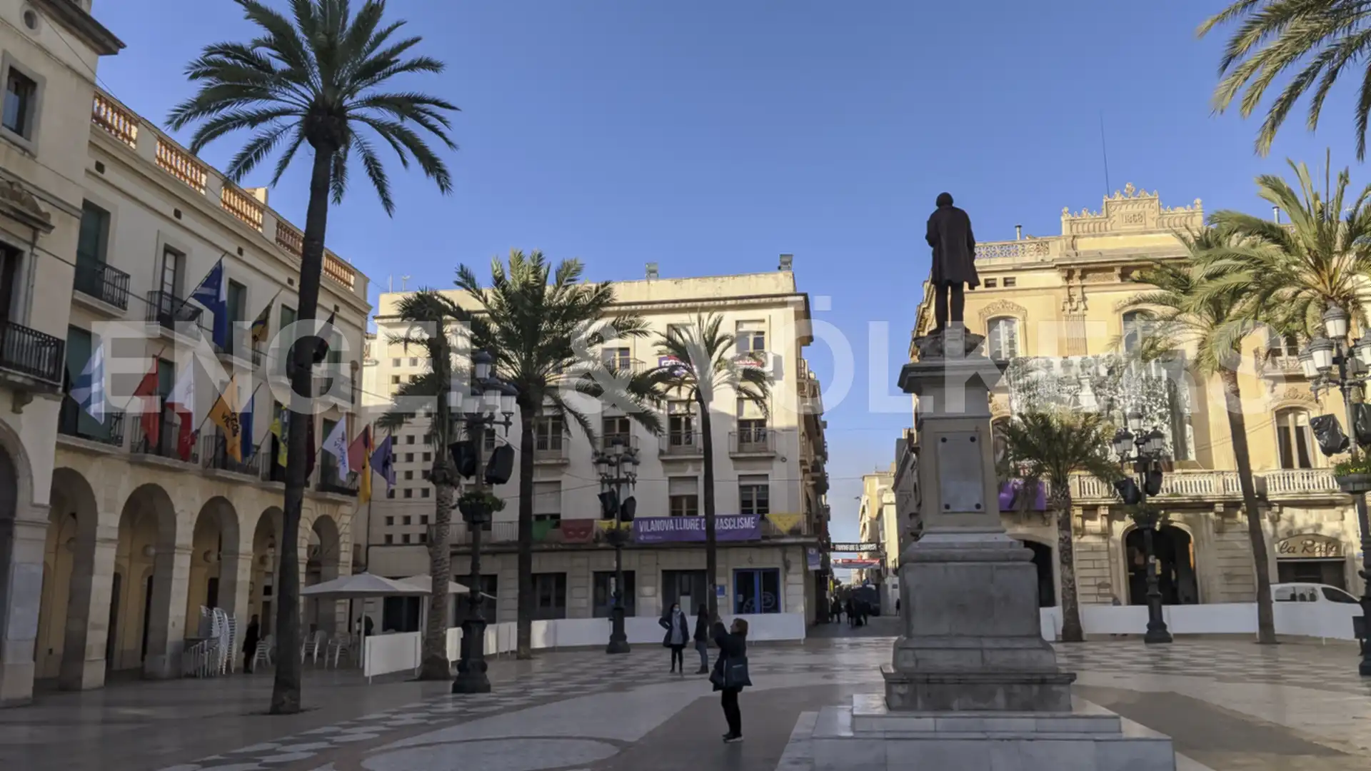 Vista exterior de Garatge en venda en Sant Joan Despí