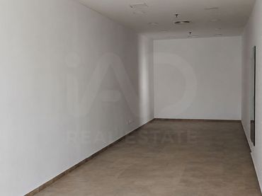 Business premises to rent in Centro - Calzada - Cabo Noval