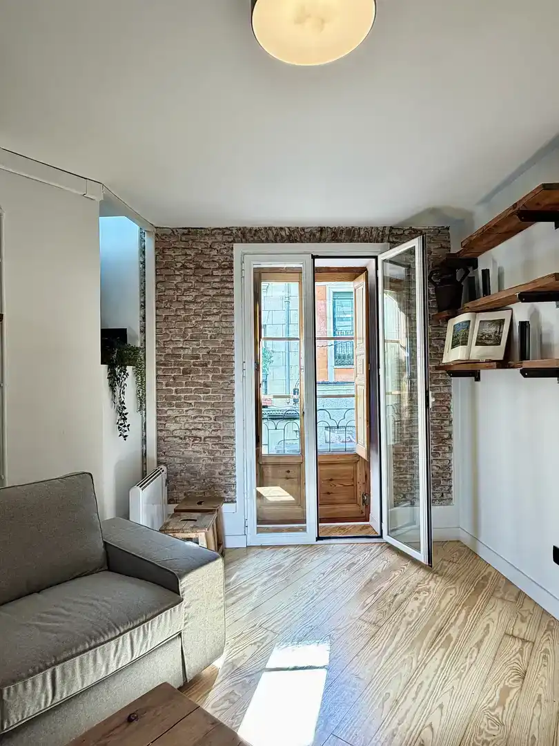 Balcony of Study for rent in  Madrid Capital  with Air Conditioner and Balcony