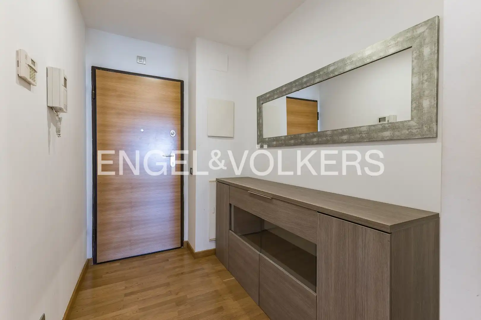 Pis en venda en L'Hospitalet de Llobregat amb Aire condicionat, Calefacció i Parquet