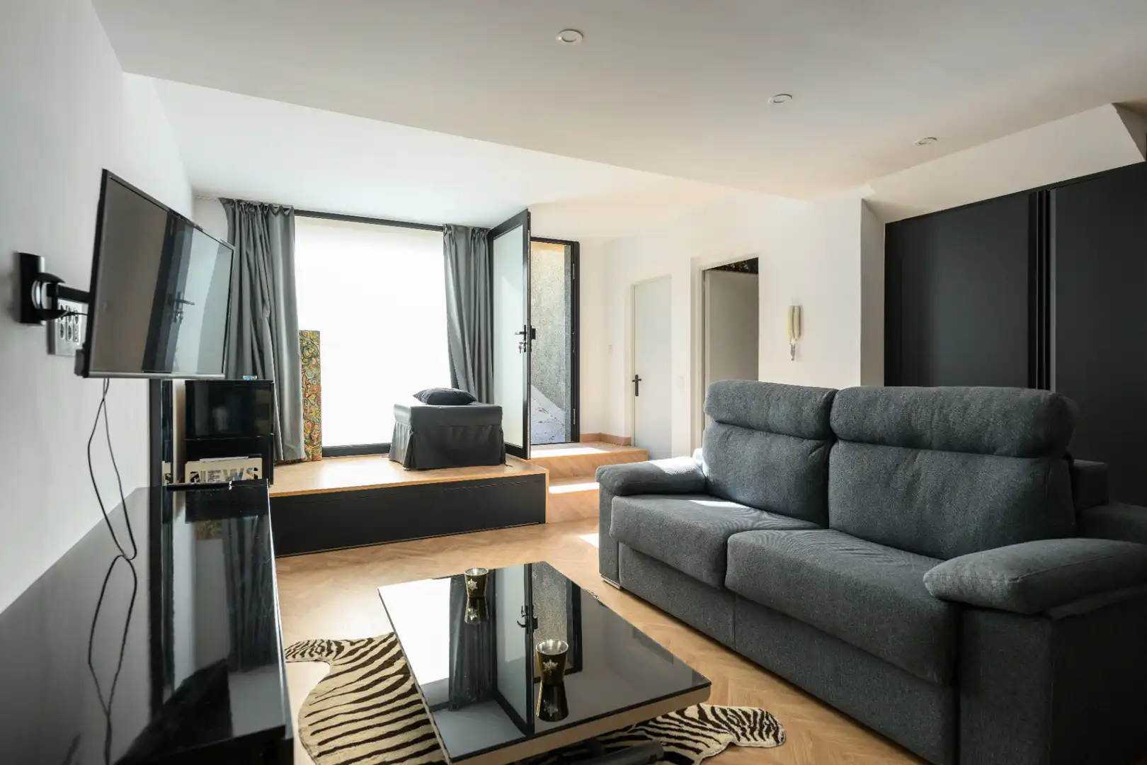 Sala d'estar de Casa adosada en venda en Las Palmas de Gran Canaria amb Jardí privat, Terrassa i Traster