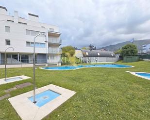 Vista exterior de Pis en venda en Llanes amb Calefacció, Jardí privat i Terrassa