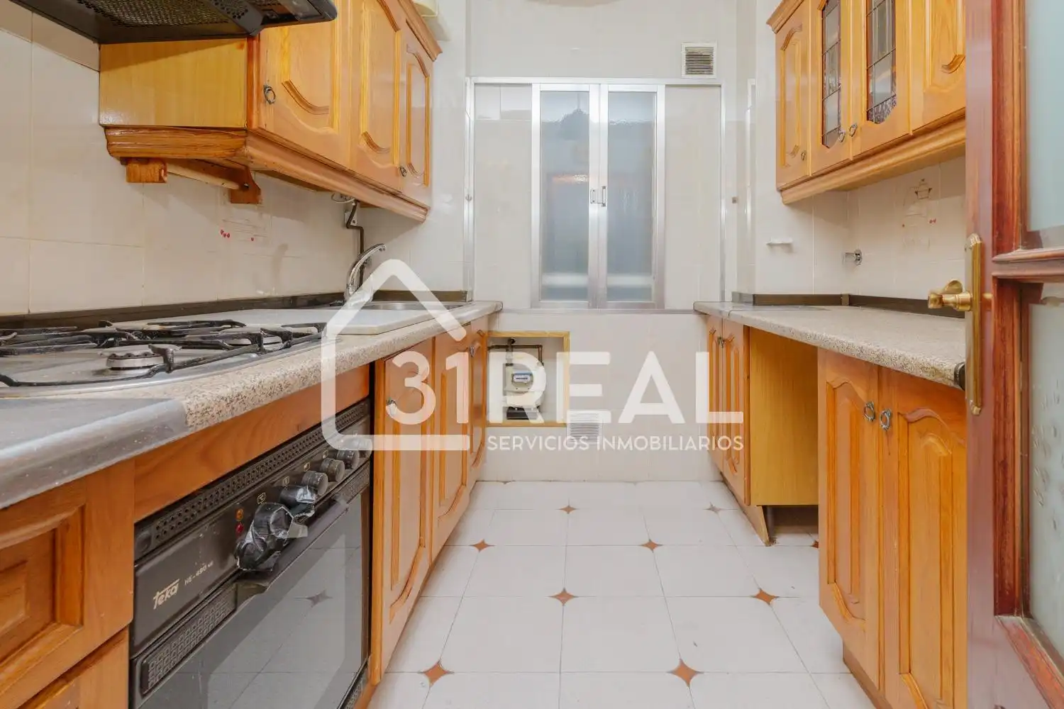 Cocina de Piso en venta en Madrid con Calefacción, Parquet y Terraza