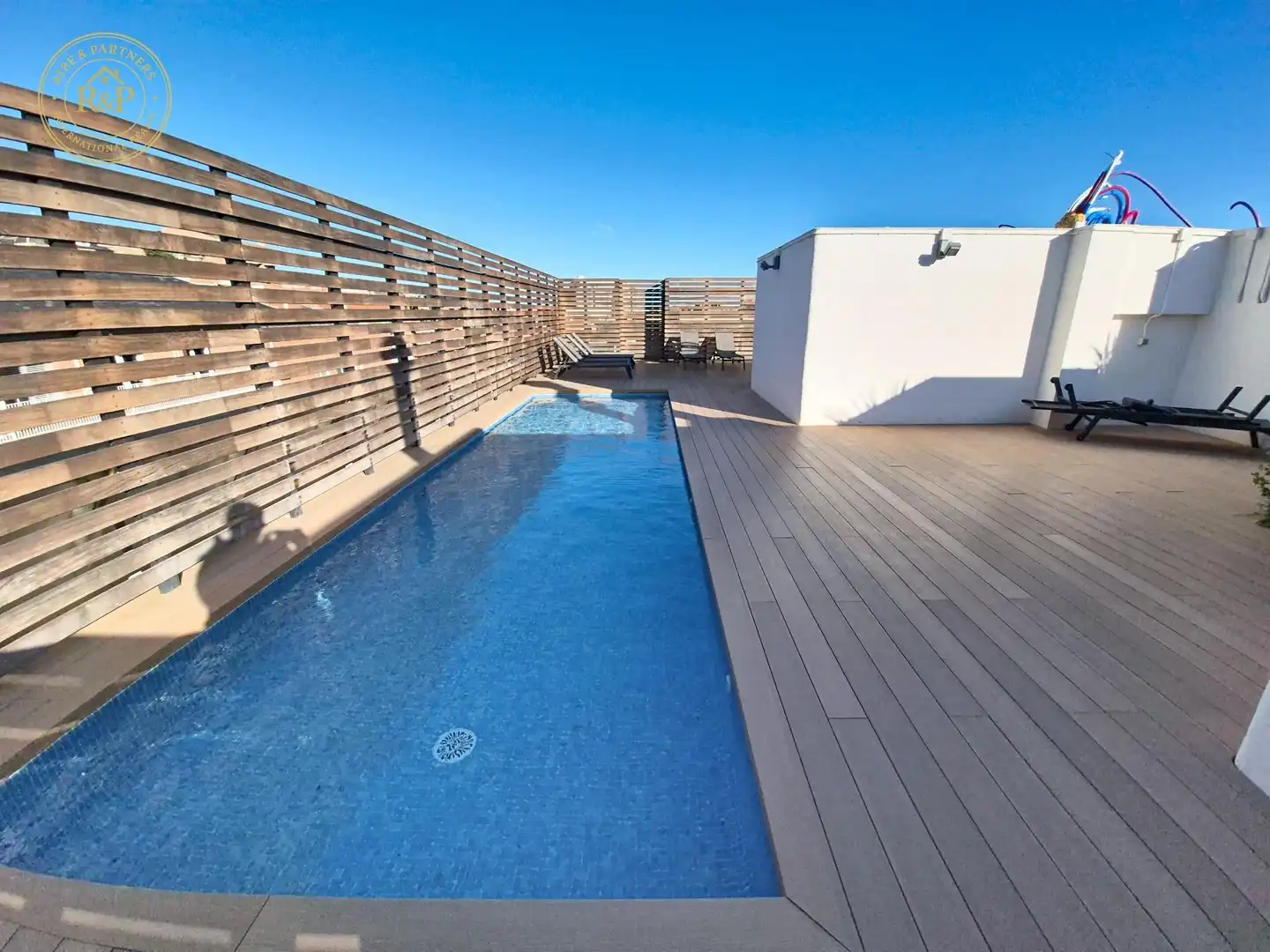 Swimming pool of Flat for sale in Barcelona  with Heating, Storage room and Swimming Pool