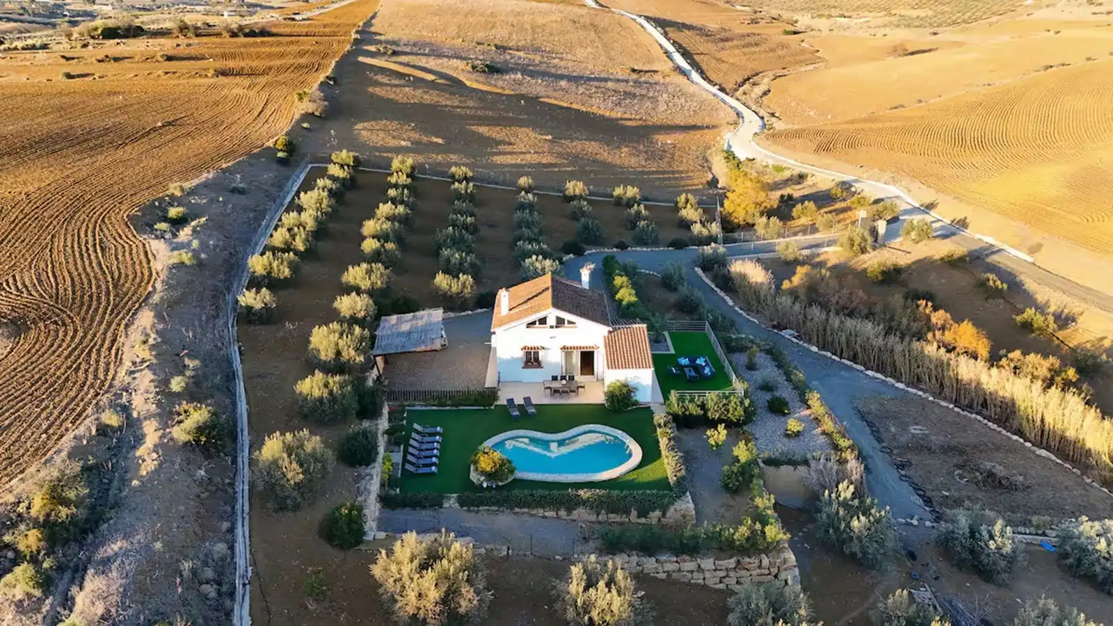 Exterior view of Country homes for sale in Coín  with Air Conditioner, Terrace and Swimming Pool