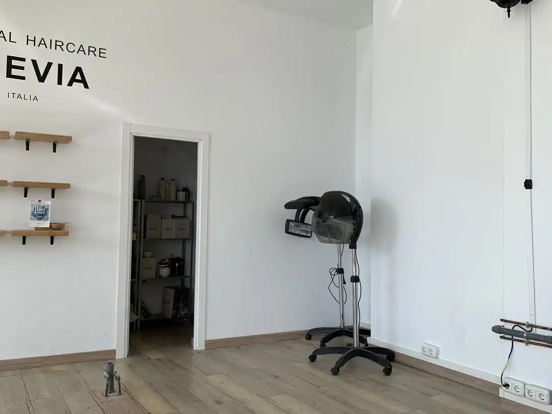 Bedroom of Commercial properties for sale in Zamudio  with Air Conditioner