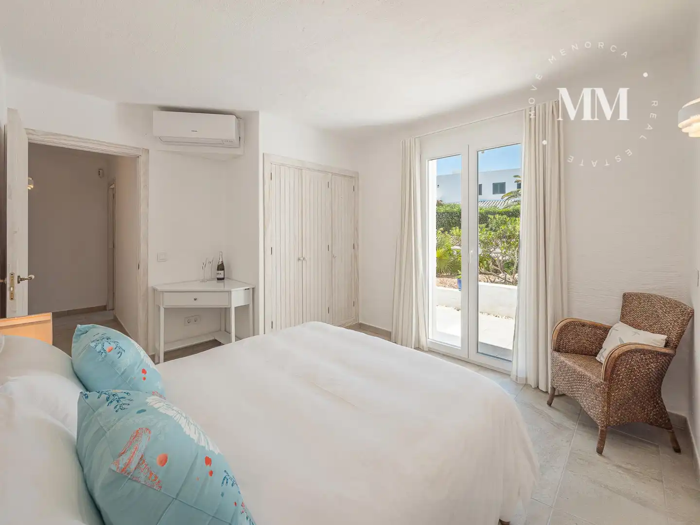 Habitación de Casa o chalet en venta en Sant Lluís con Aire acondicionado, Calefacción y Jardín privado