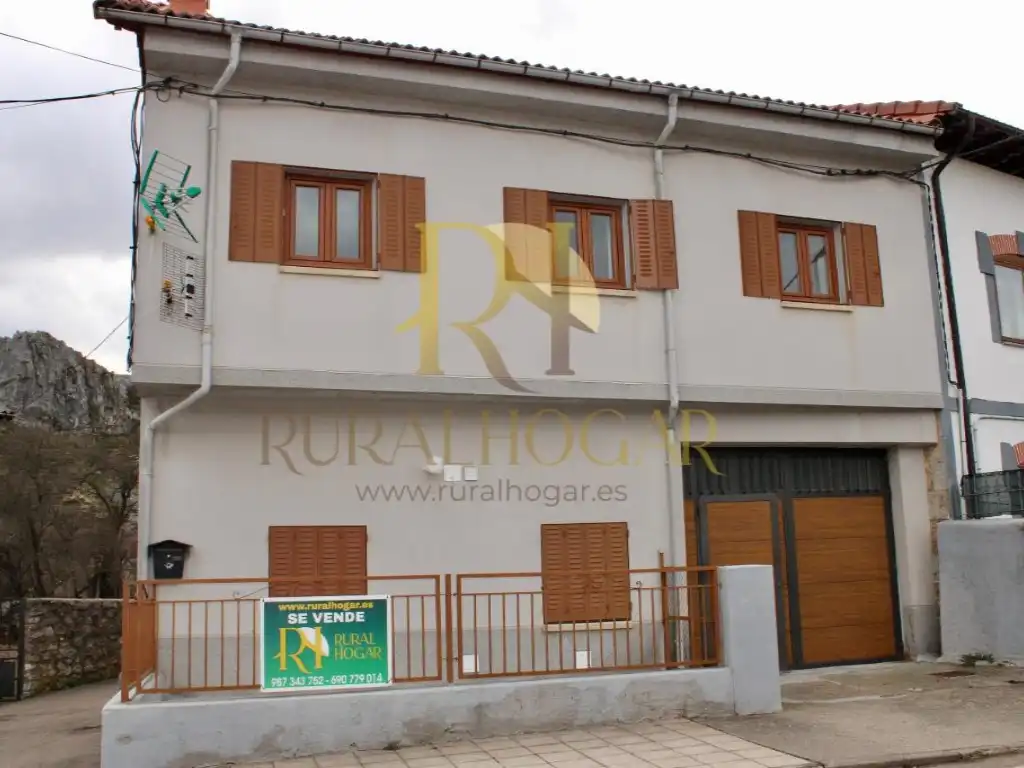 Casa o chalet en venta en Puebla de Lillo