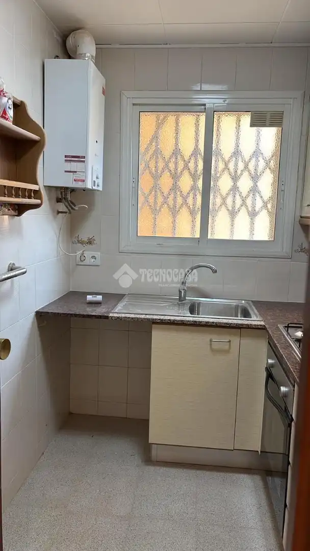 Cuina de Edifici en venda en Barcelona