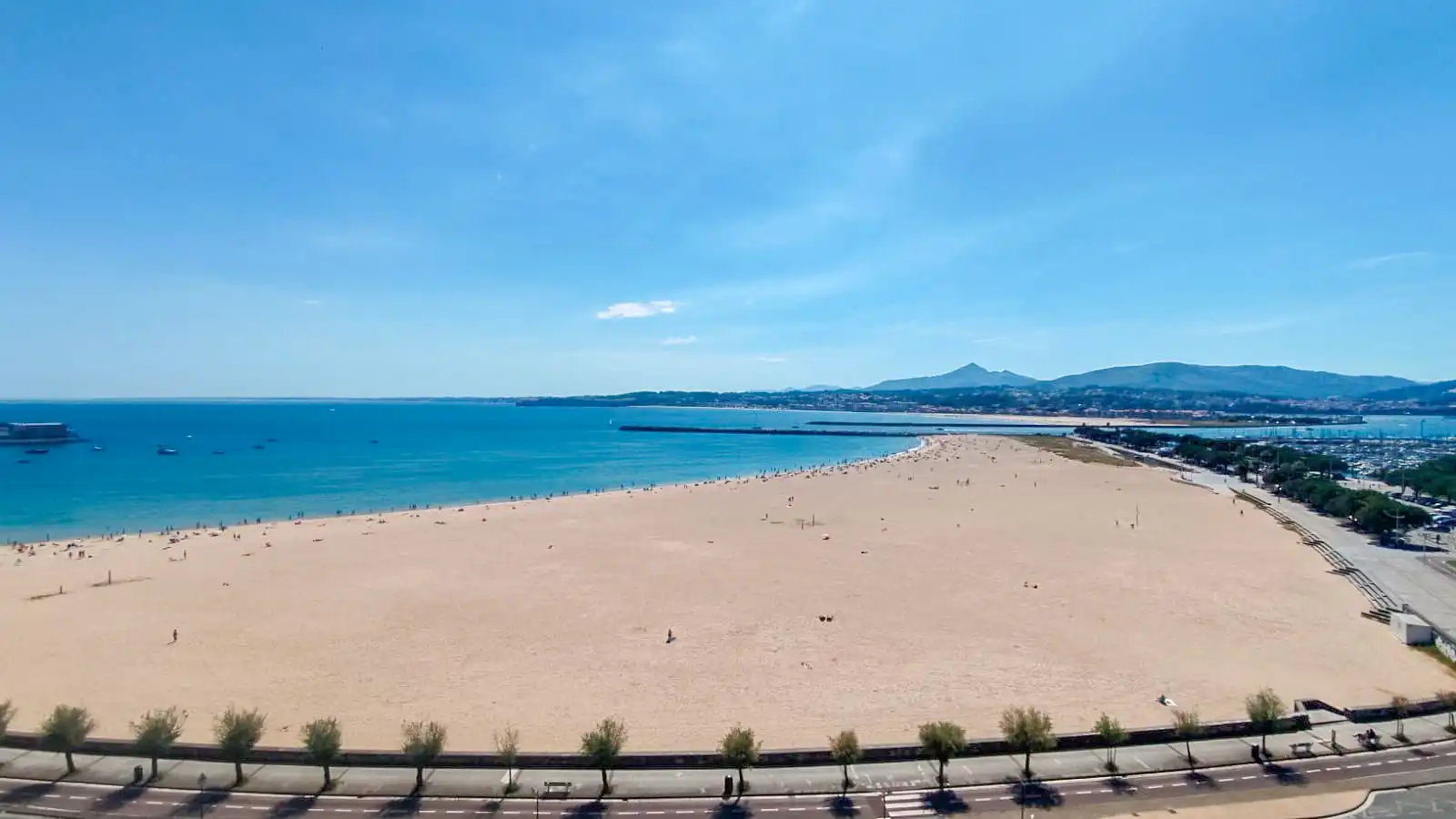 Exterior view of Flat for rent in Hondarribia  with Heating, Private garden and Terrace