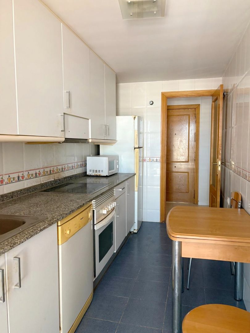 Kitchen of Flat for sale in Picassent  with Air Conditioner and Community pool