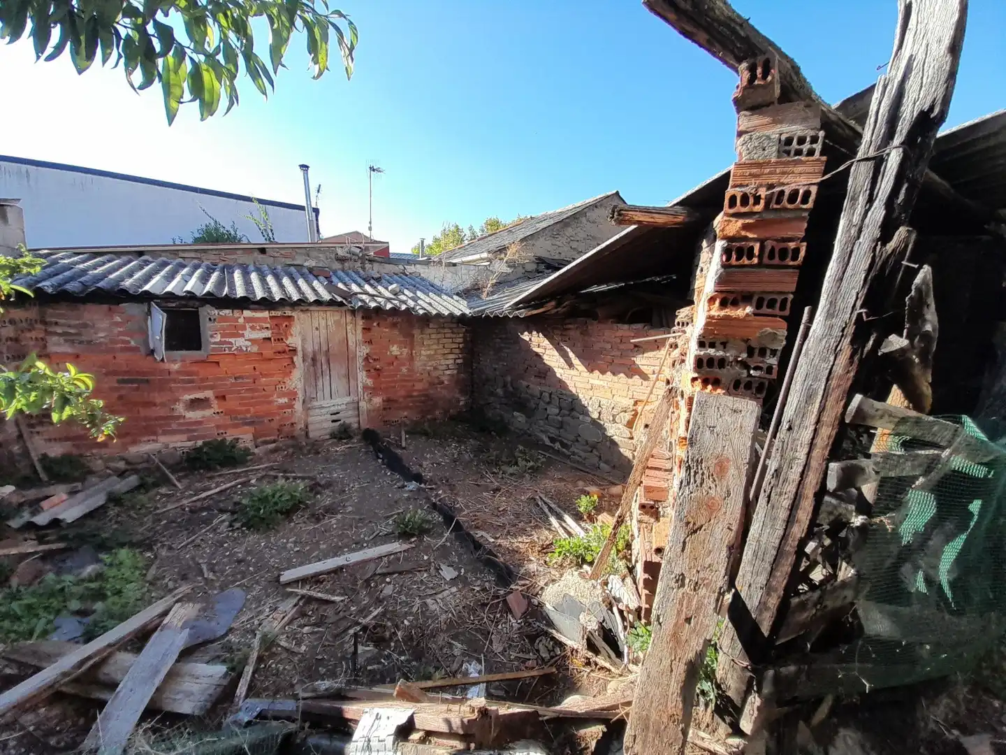 Residencial en venda a Flores de Sil - La Placa