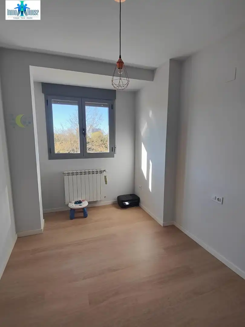 Schlafzimmer von Wohnung zum Verkauf in Albacete mit Klimaanlage, Heizung und Abstellraum