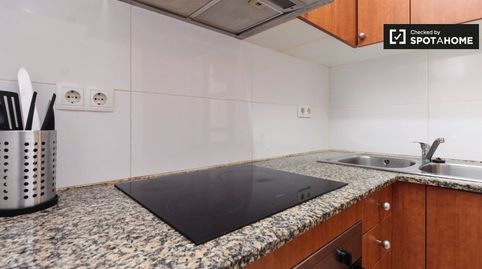 Piso de 2 habitaciones en alquiler en Sant Antoni, Barcelona., imatge 4