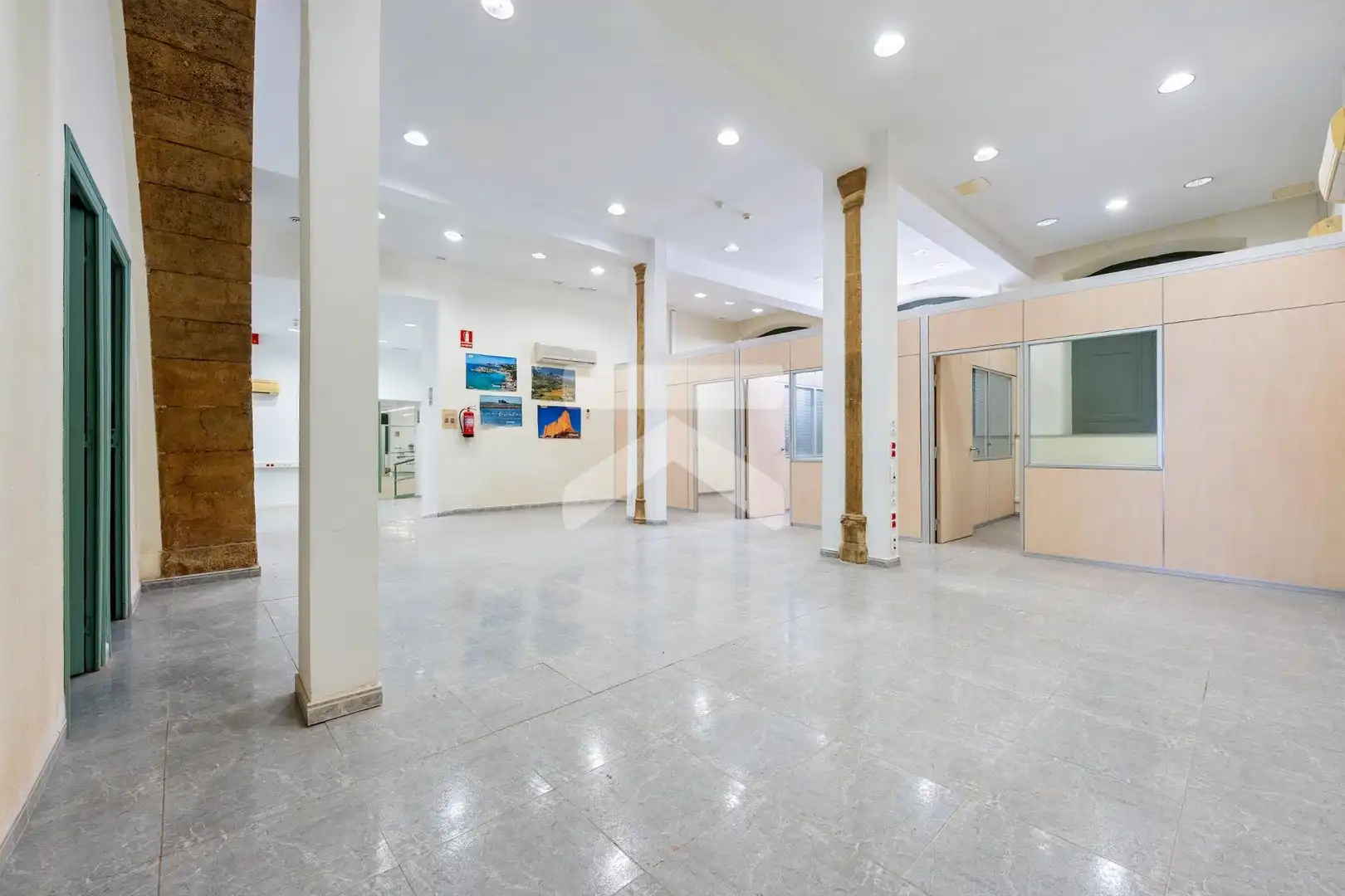 Buildings for sale in Tortosa