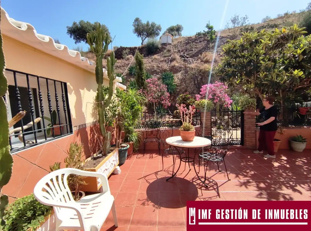Terrace of Country homes for sale in Canillas de Aceituno  with Private garden, Terrace and Furnished