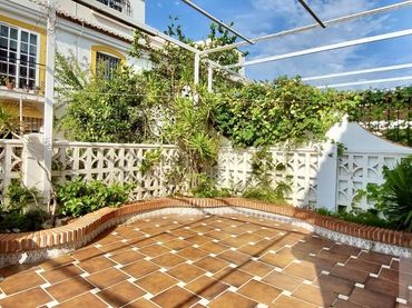 Casa con piscina in vendita a Salobreña Costa