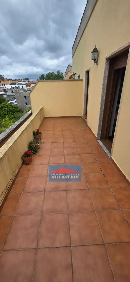 Terraza de Casa adosada en venta en Cangas  con Calefacción, Terraza y Trastero