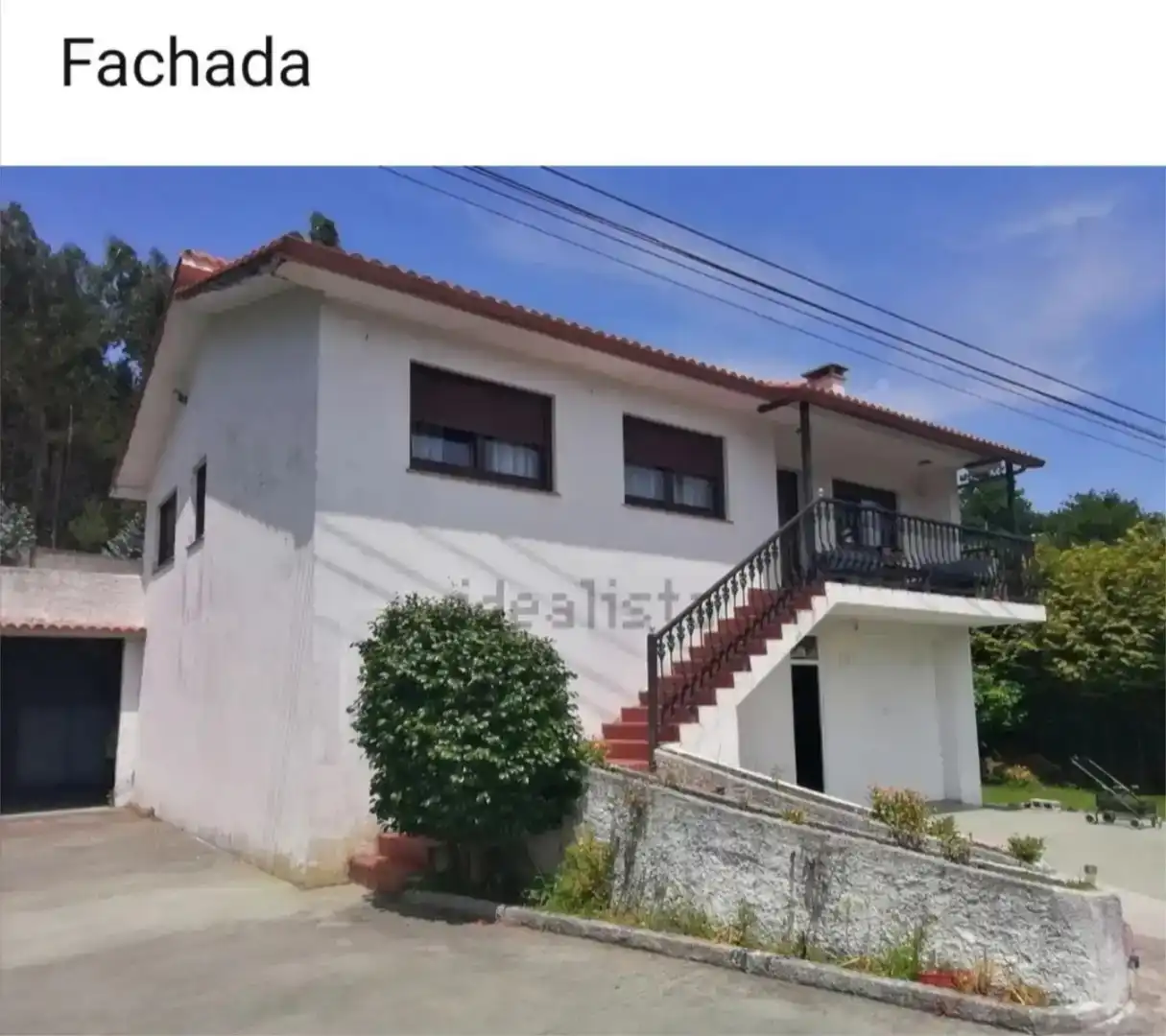Vista exterior de Casa o xalet en venda en Ponteceso amb Parquet, Moblat i Forn