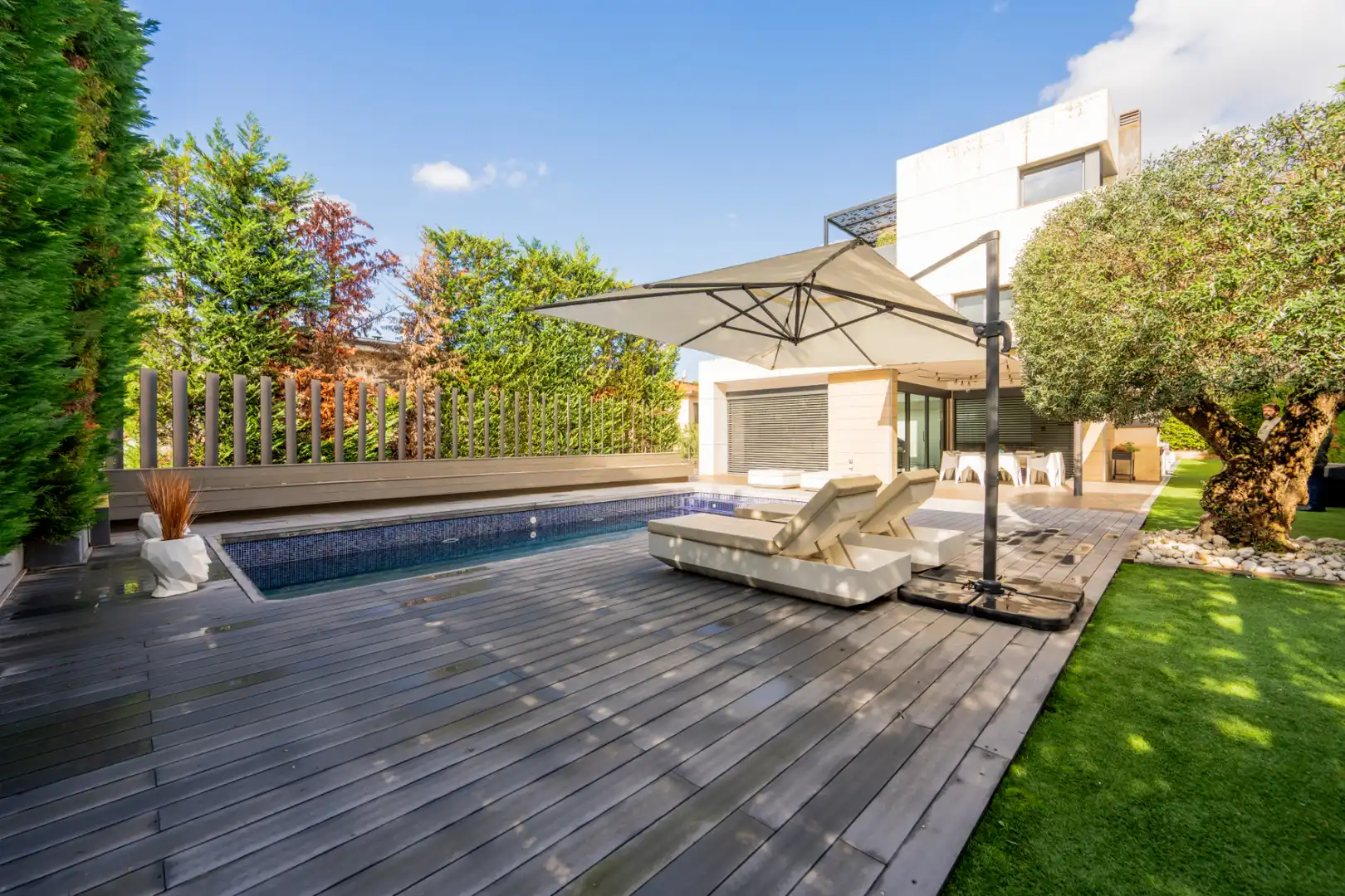 Terraza de Casa o chalet en venta en Sant Cugat del Vallès con Aire acondicionado, Calefacción y Jardín privado