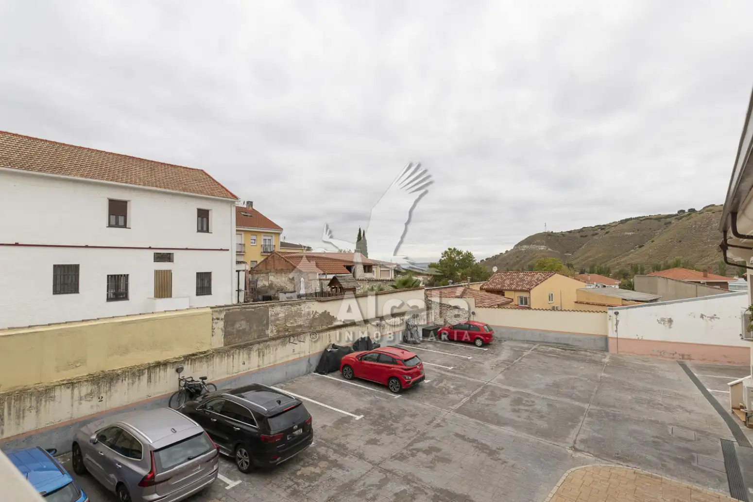 Aparcament de Pis en venda en Villalbilla amb Aire condicionat, Calefacció i Traster