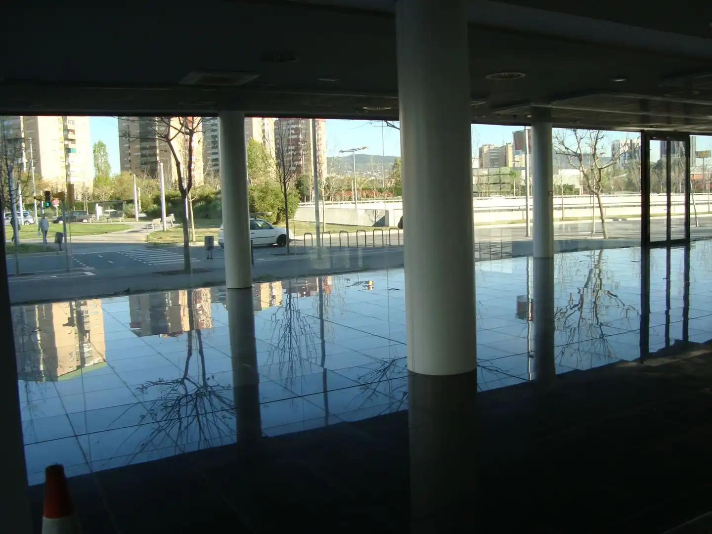 Oficina de lloguer en L'Hospitalet de Llobregat amb Aire condicionat, Calefacció i Terrassa