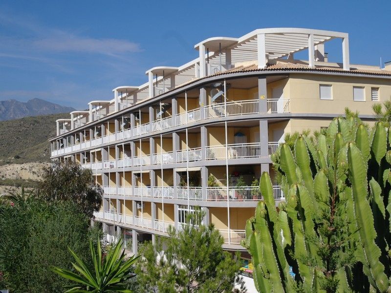 Vista exterior de Ático en venta en El Campello con Aire acondicionado, Calefacción y Terraza