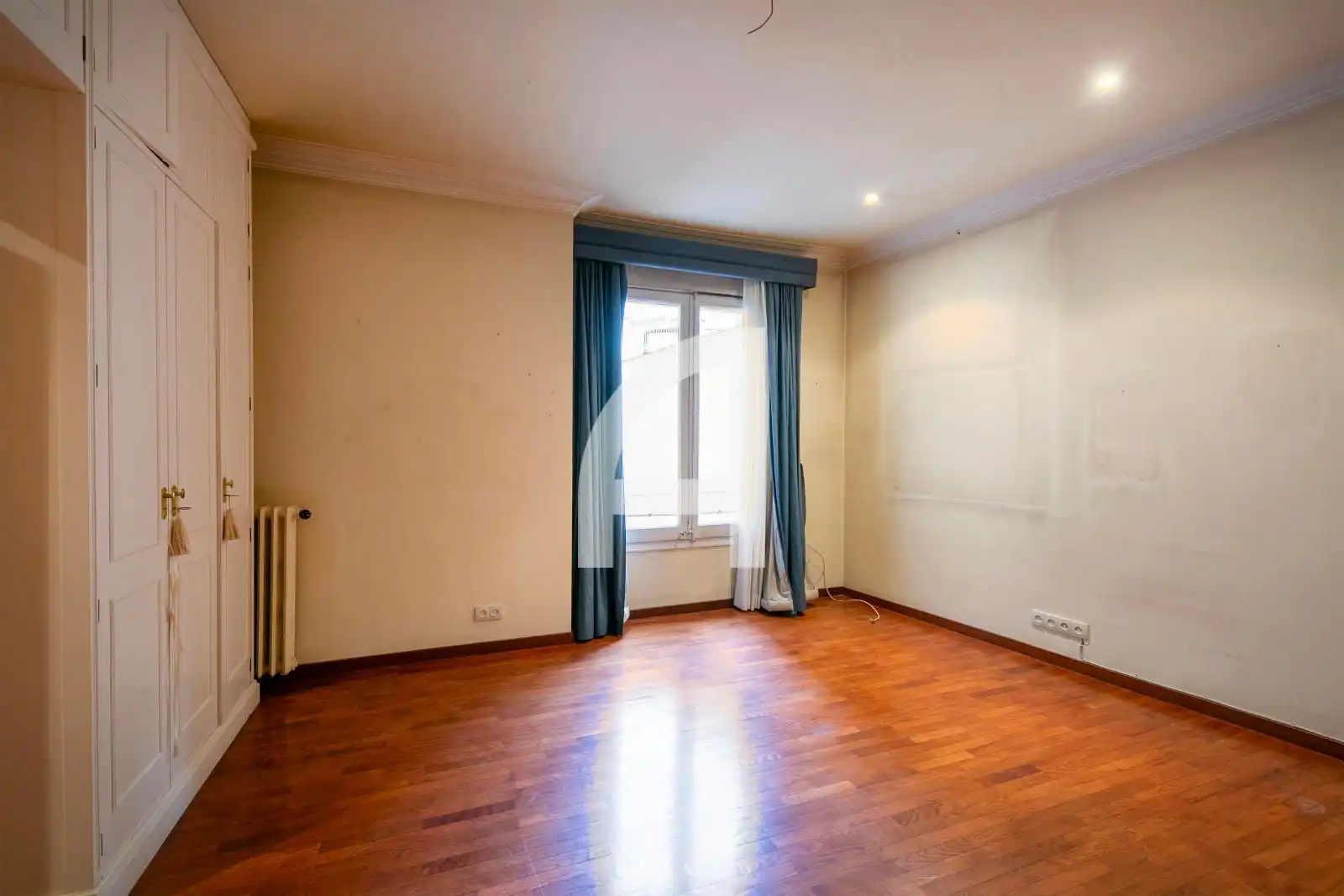 Bedroom of Flat for sale in Barcelona  with Heating, Parquet flooring and Terrace