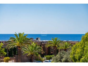 Chalet con piscina en venta en Cap d'en Font - Binissafúller