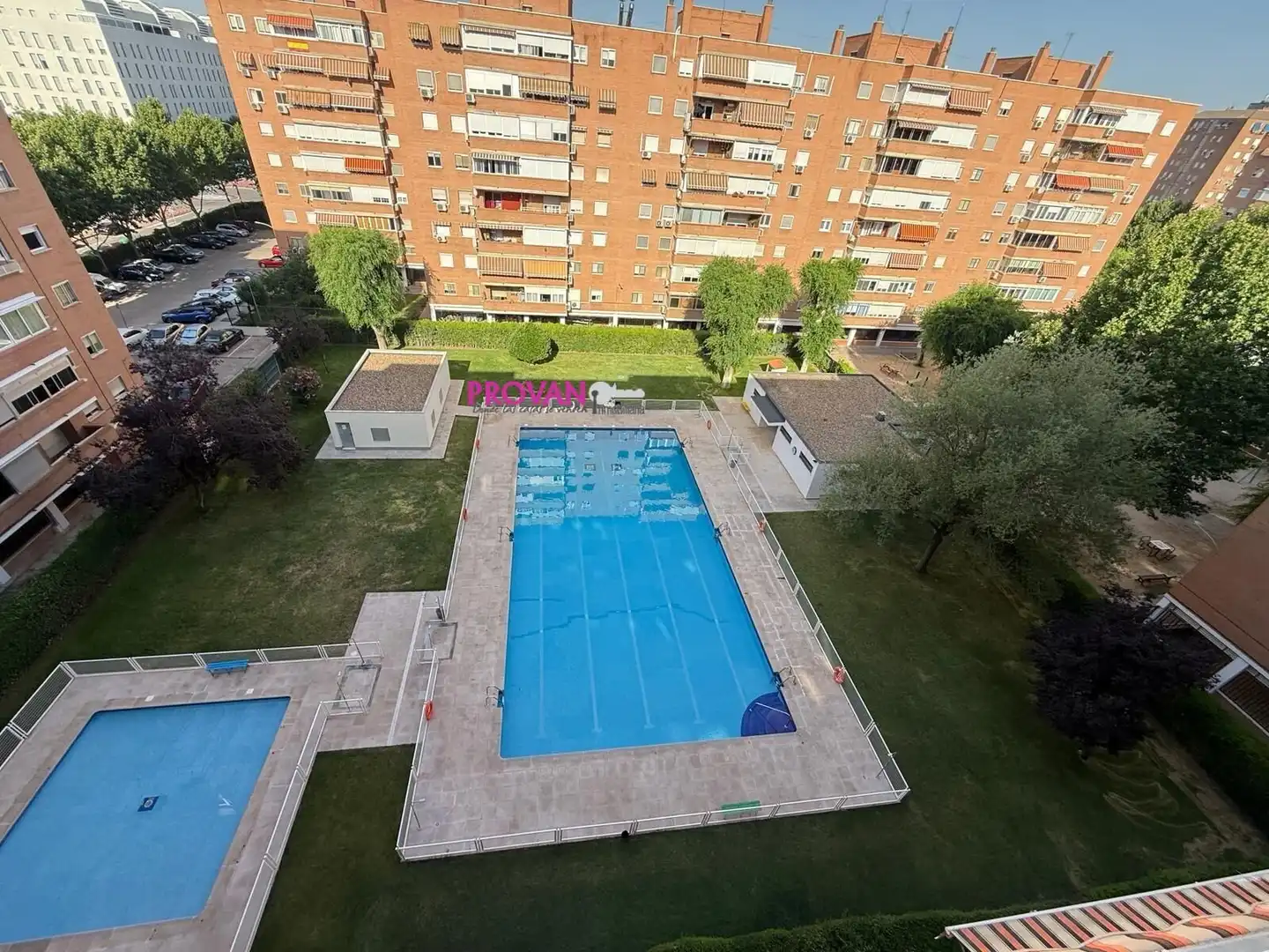 Swimming pool of Flat for sale in Torrejón de Ardoz  with Air Conditioner, Heating and Private garden