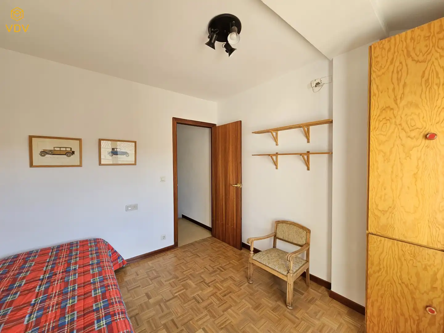 Dormitori de Casa adosada en venda en Cintruénigo amb Calefacció, Parquet i Terrassa