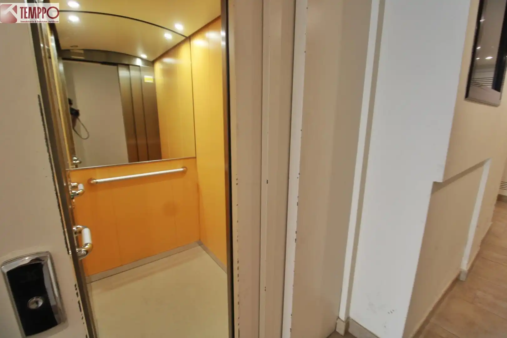Flat with terrace for sale in Centre, imagen 28