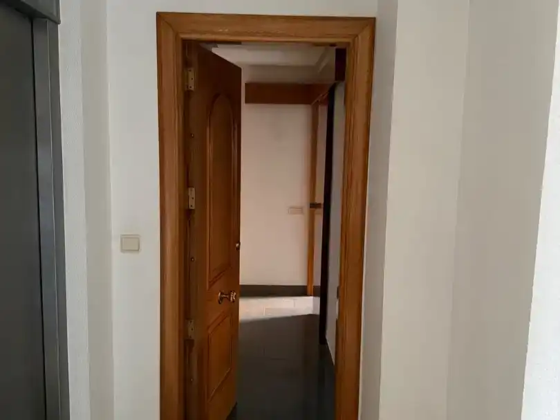Flat for rent in Albal  with Air Conditioner and Balcony