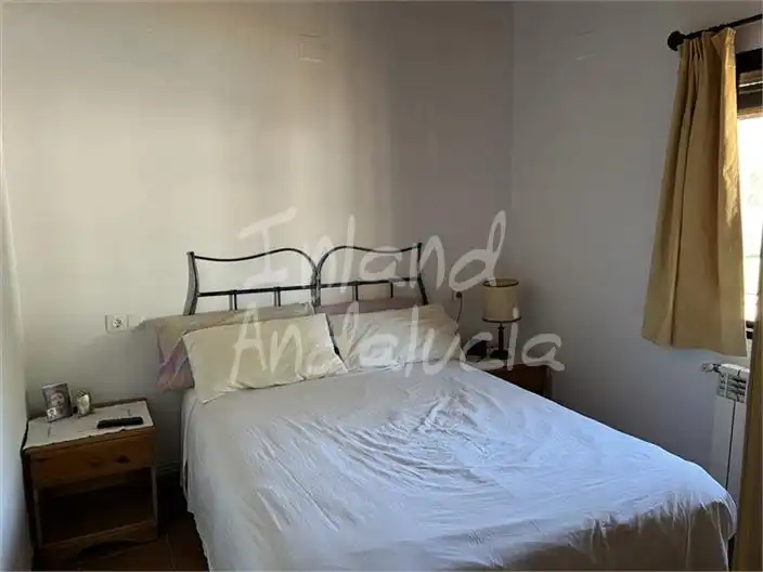 Dormitori de Finca rústica en venda en Priego de Córdoba amb Aire condicionat, Traster i Piscina