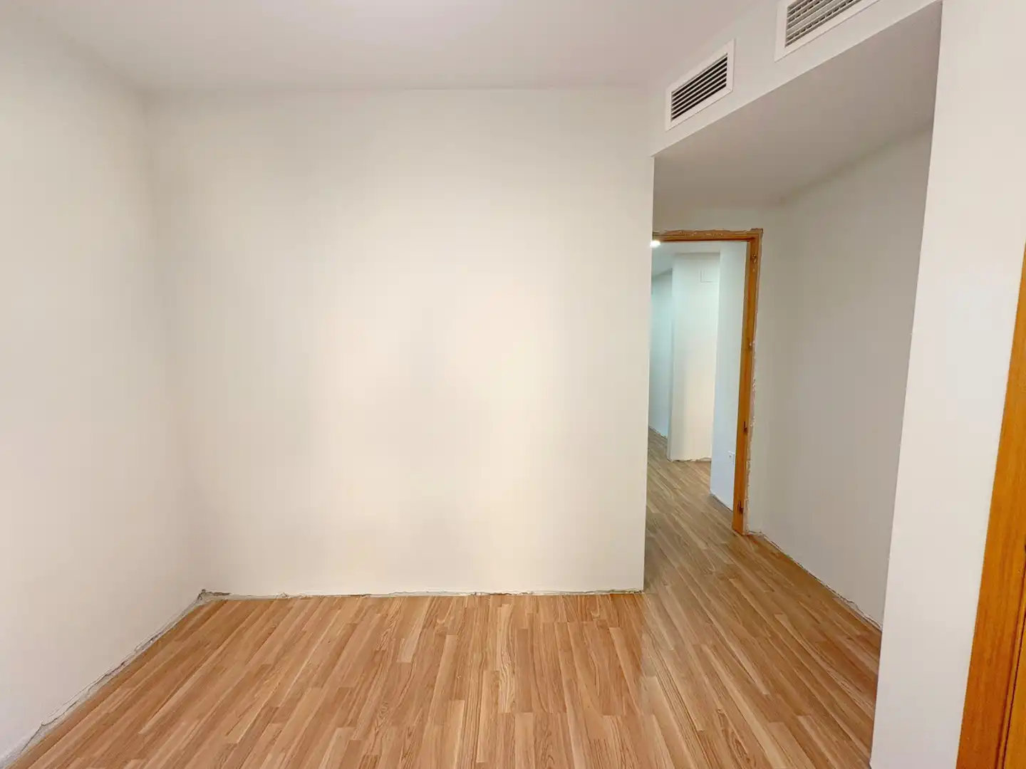 Flat for sale in Calle Andres Segovia, El Pinillo