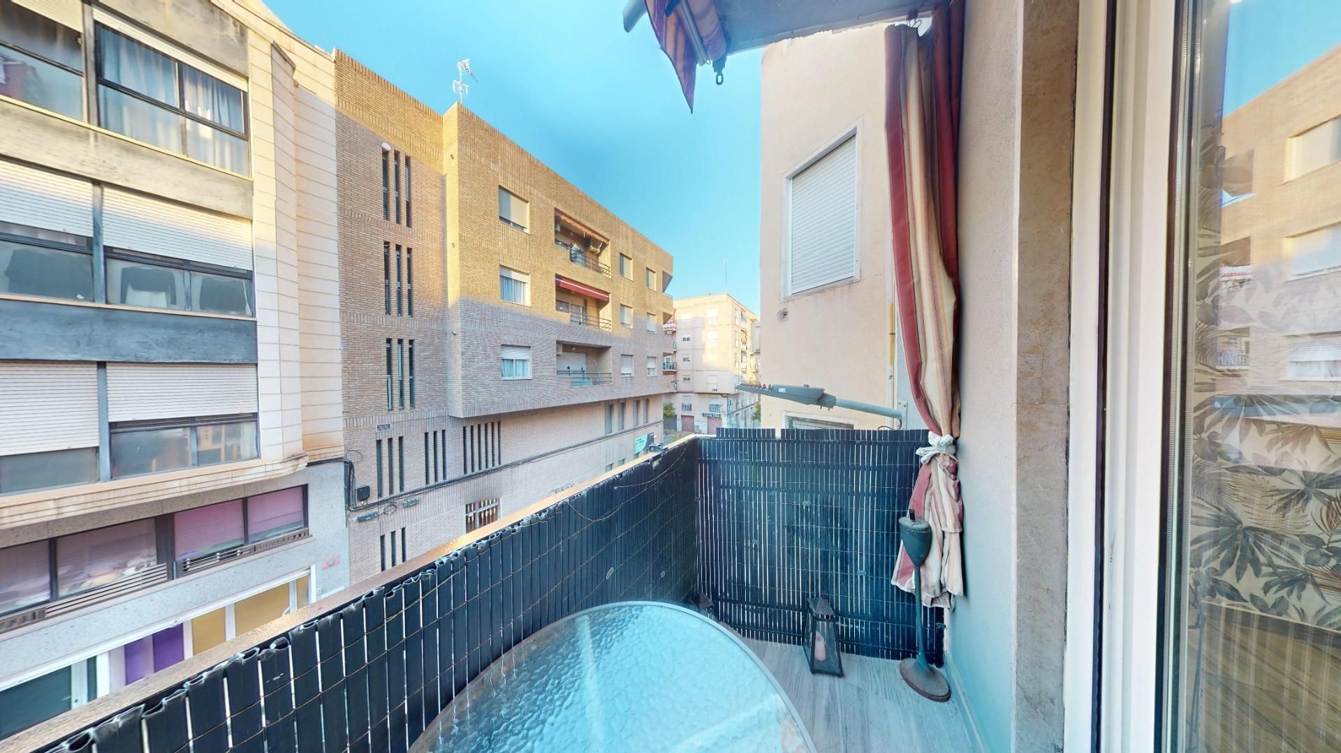 Terrassa de Pis en venda en Elche / Elx amb Parquet