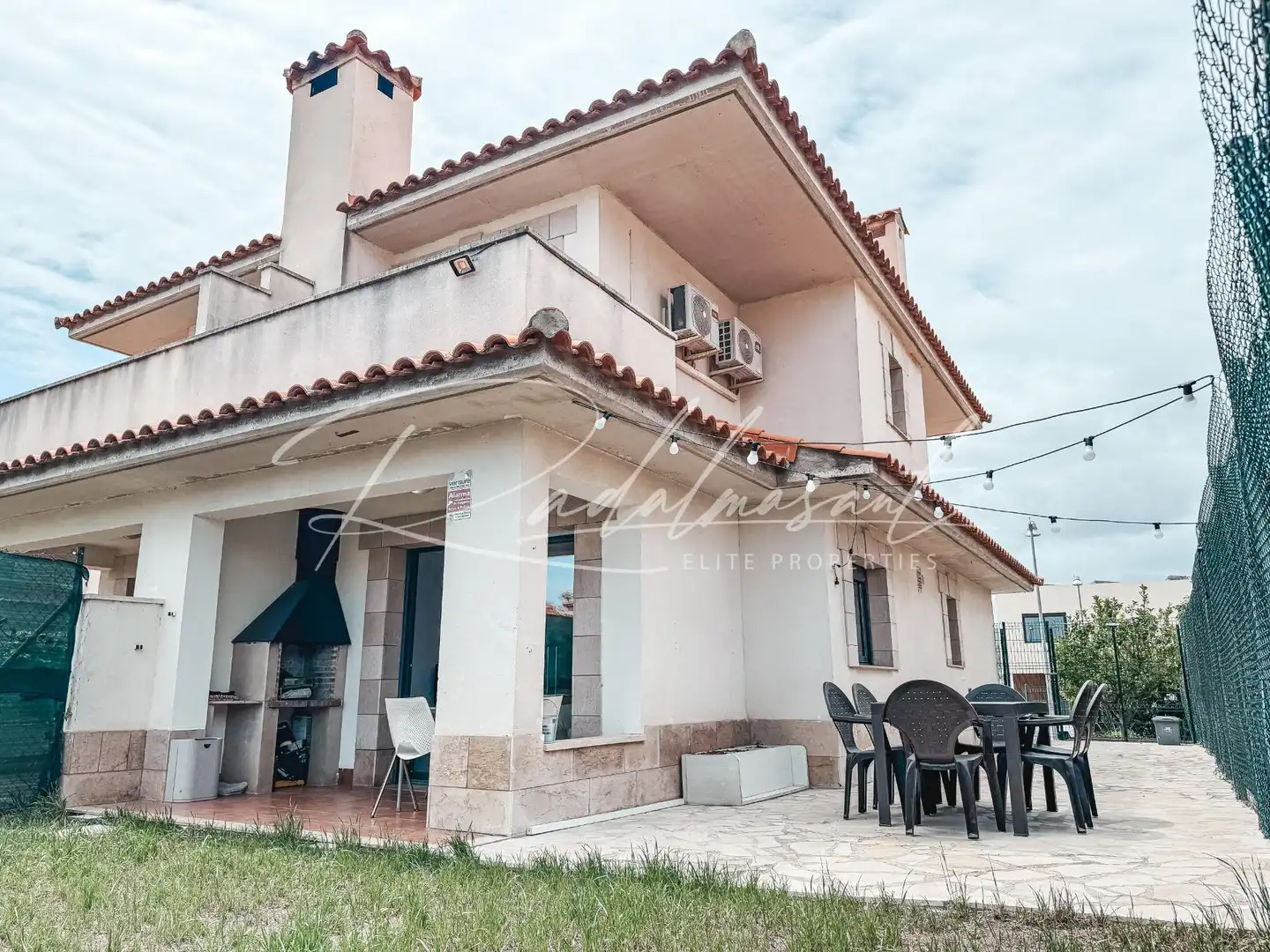 Casa pareada con piscina en venta en Carrer Carrer Migjorn, imagen 12
