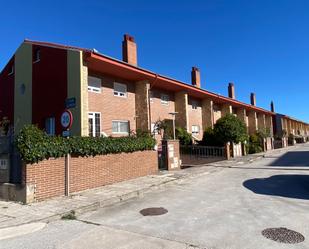 Vista exterior de Casa o xalet en venda en Ibeas de Juarros amb Terrassa i Balcó