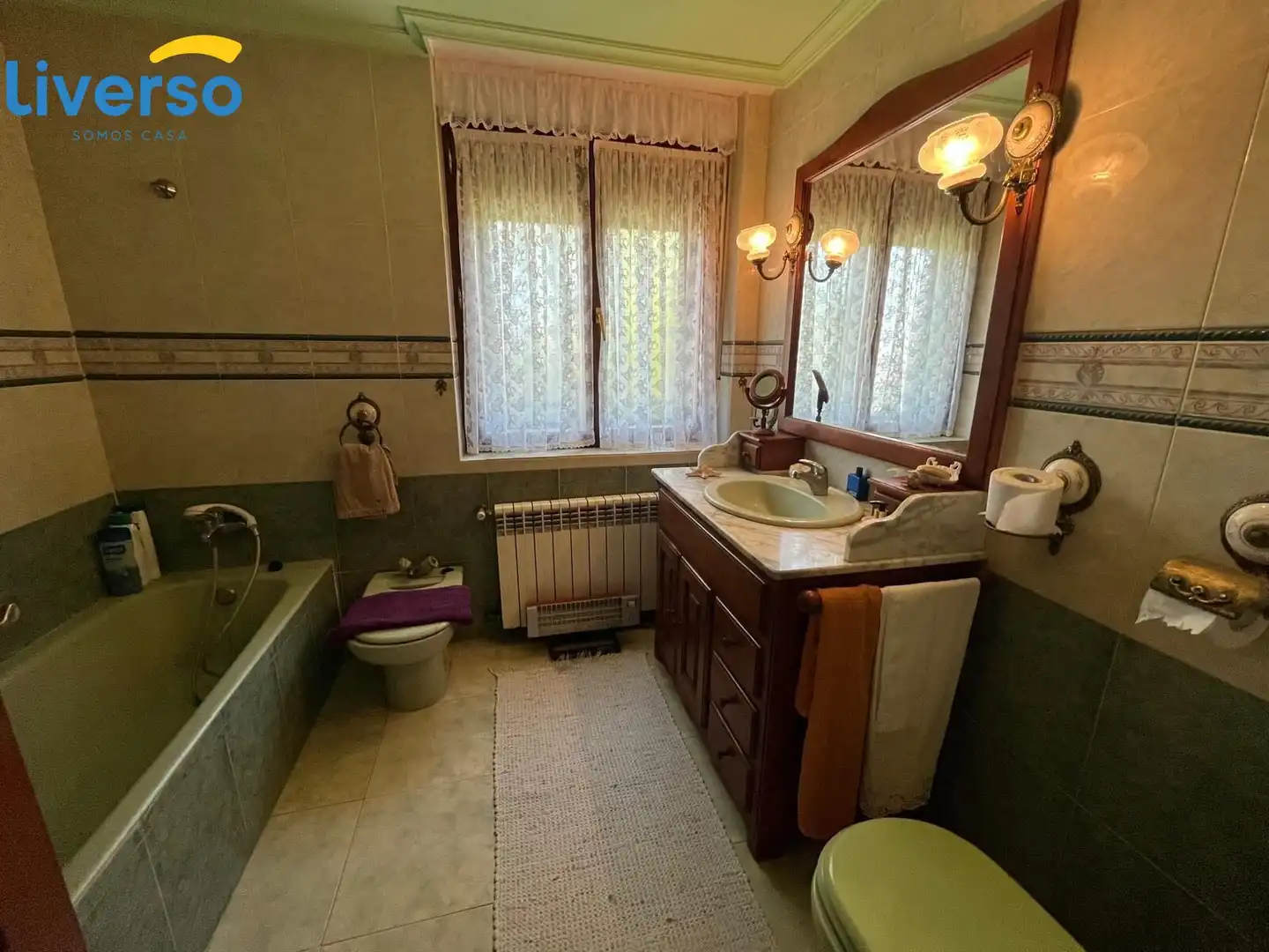 Bathroom of Houses for sale in Los Balbases   with Heating, Private garden and Terrace