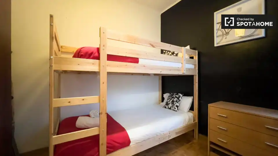 Room in Sant Andreu de Palomar
