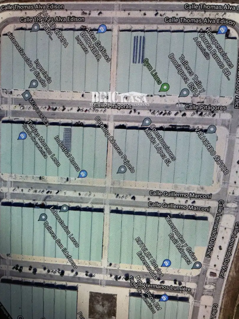 Industrial buildings for sale in Cáceres